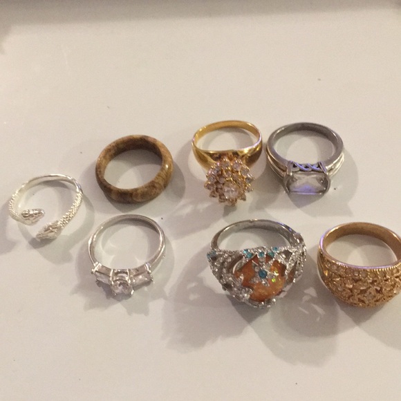 Jewelry - Lot of 7 costume rings size 9/10